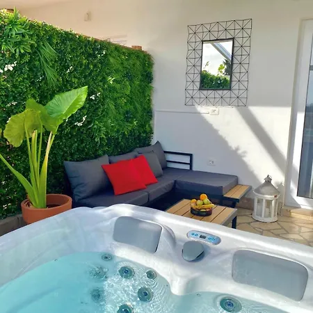 Oda ve Kahvaltı Cb Boutique Hvar Town