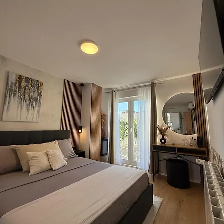 Cb Boutique krevet i doručak 4*