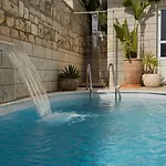 فندق مبيت وإفطار Casa Benita Boutique 4*
