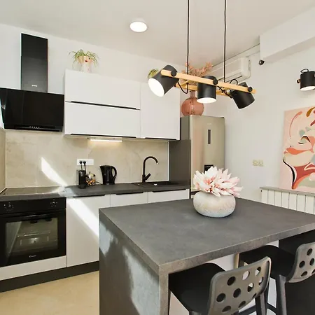 Cb Boutique Hvar Town